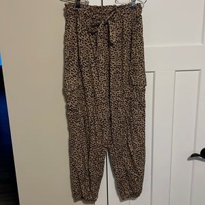 Aerie Leopard Print Cargo Joggers, Size Medium